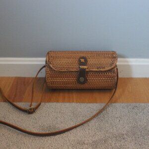 Wicker Purse with Leather Straps and Gold Botton